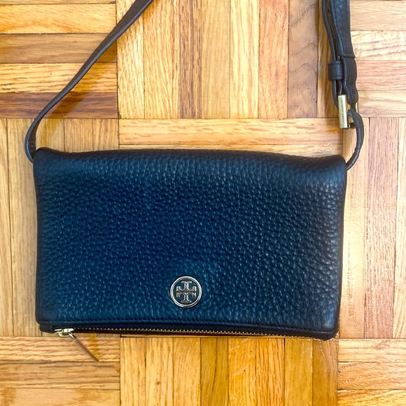Tory Burch Handbags - Tory Burch black cross body bag